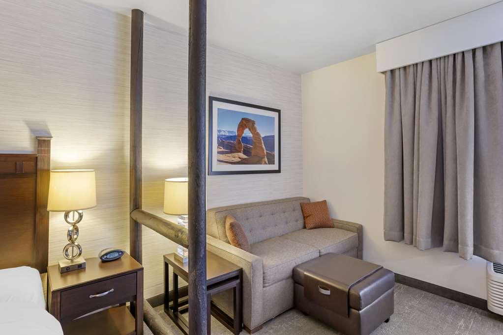 Quality Suites Moab Near Arches National Park Habitación foto