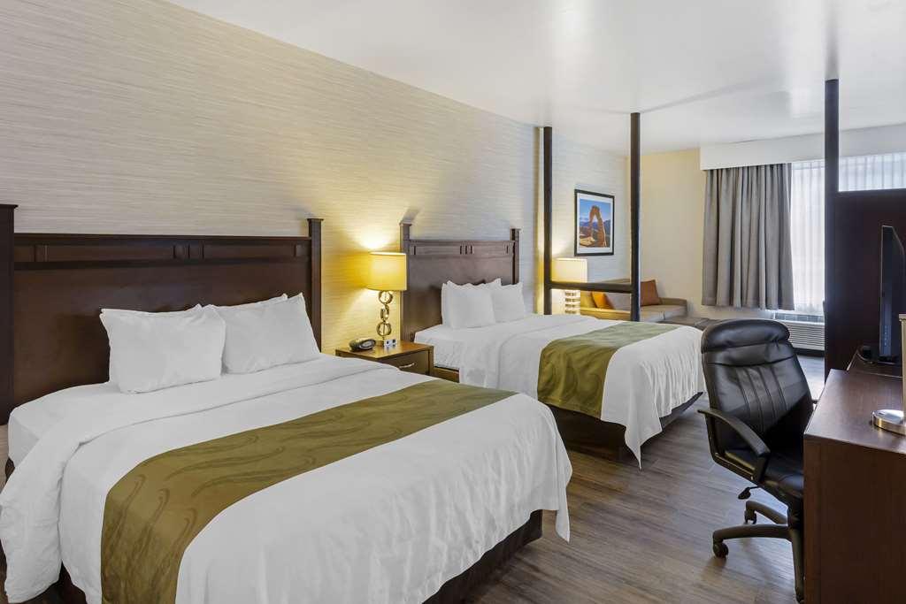 Quality Suites Moab Near Arches National Park Habitación foto